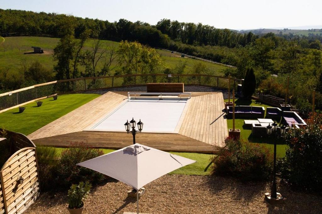 Chambres Et Tables D' Hotes Manglieu Exterior foto